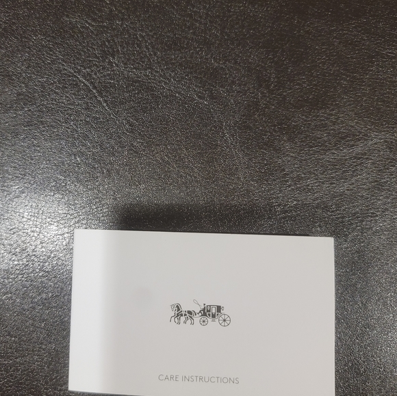 NWT Coach Brown Pebbled Leather Double  Corner Zip Wristlet F87590/F87591 - Picture 5 of 6